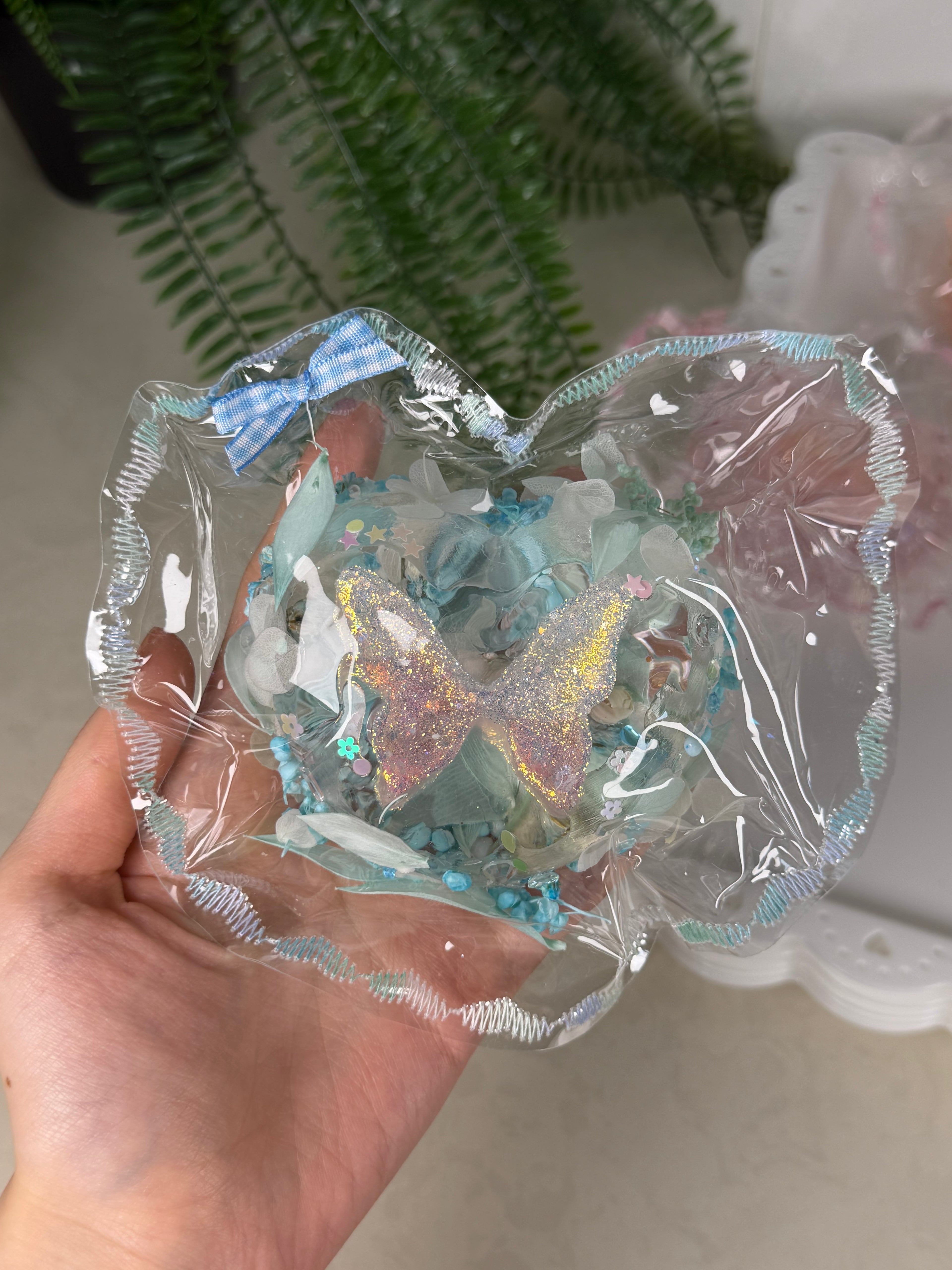 Flower Bushing Studio Liquid Glass Butterfly