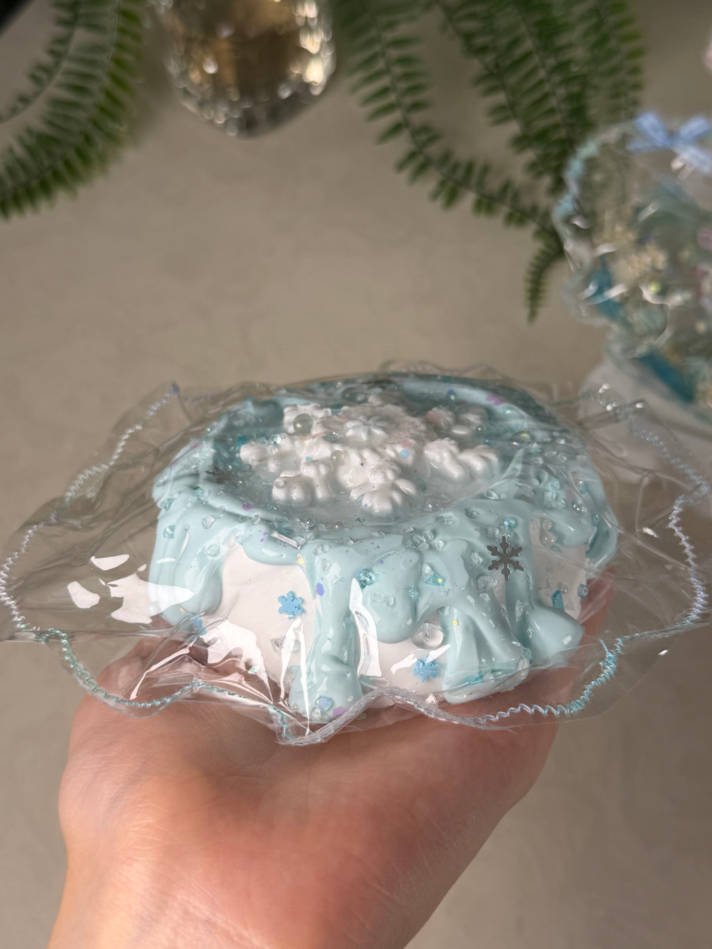 Flower Bushing Studio Snowflake Wishing Well